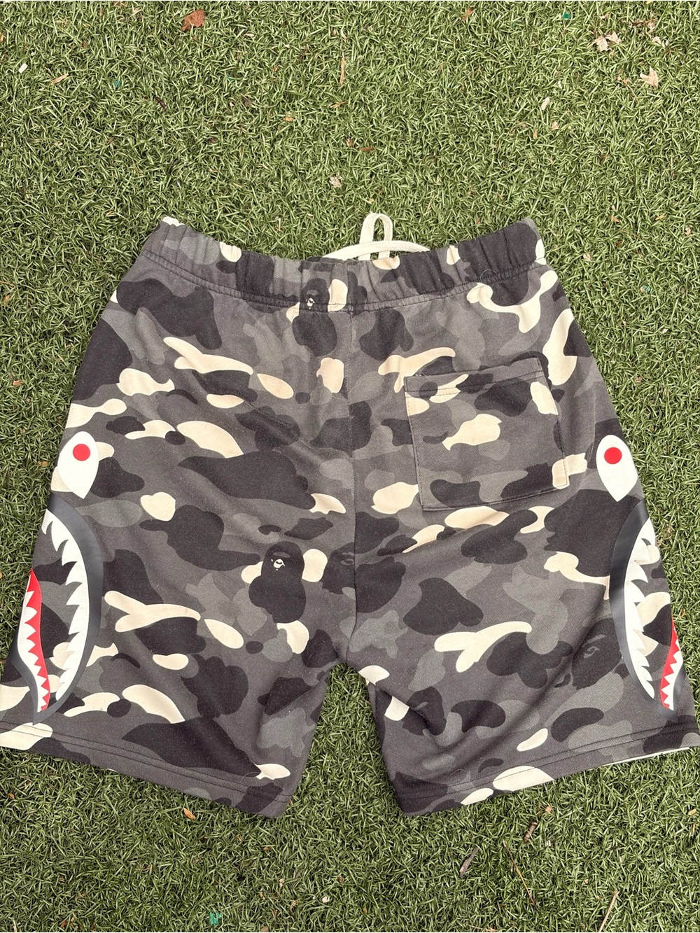 Bape short - Picture 2 of 4